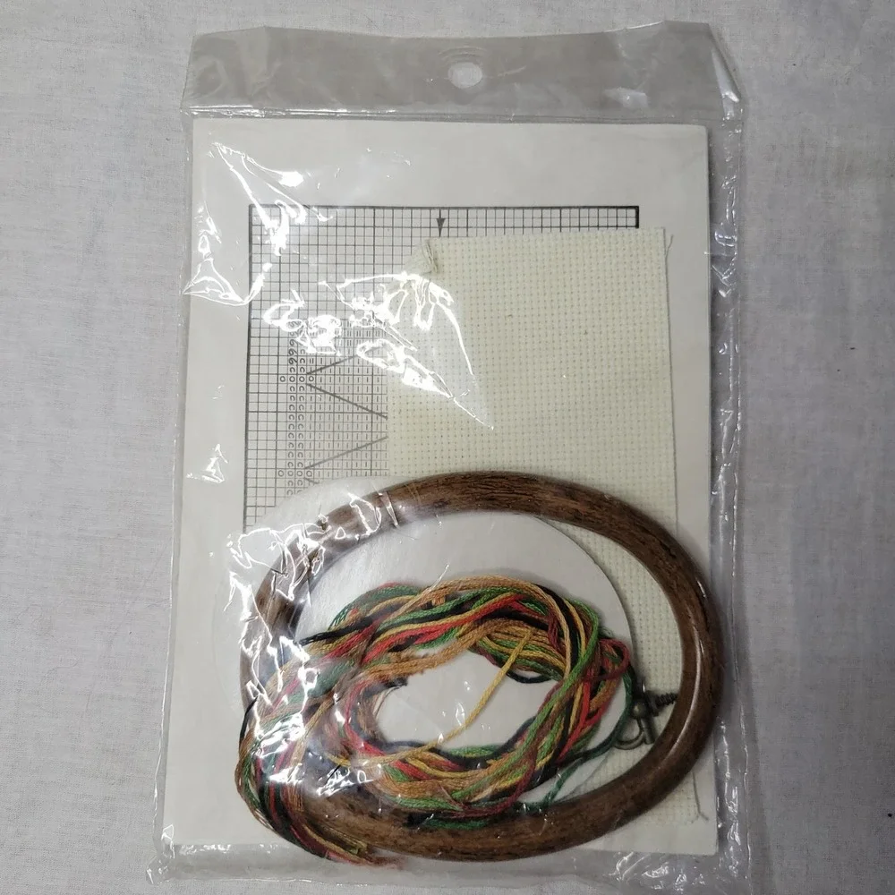 Dale Burdett Country Christmas Cross Stitch Kit CCK263 Bears Drum‎ Vintage 1986